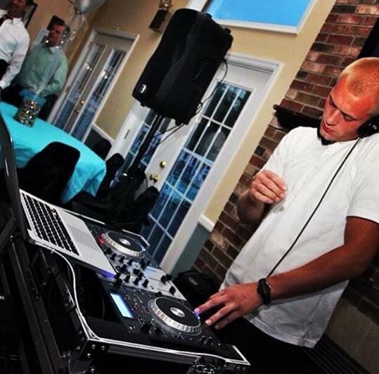 Full Service Entertainment