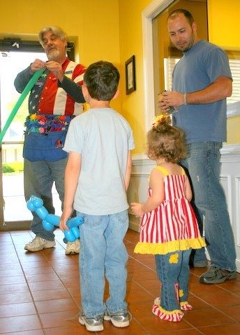 Uncle Sam's Magic & Balloon Show