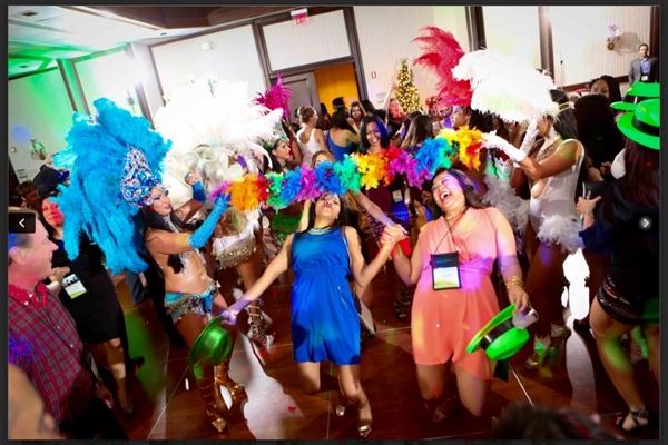 HORA LOCA ENTERTAINERS