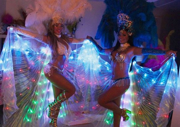 HORA LOCA ENTERTAINERS