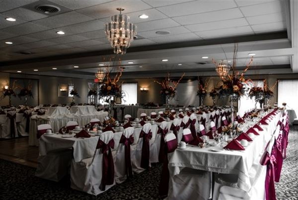 Byrncliff Golf Resort and Banquets