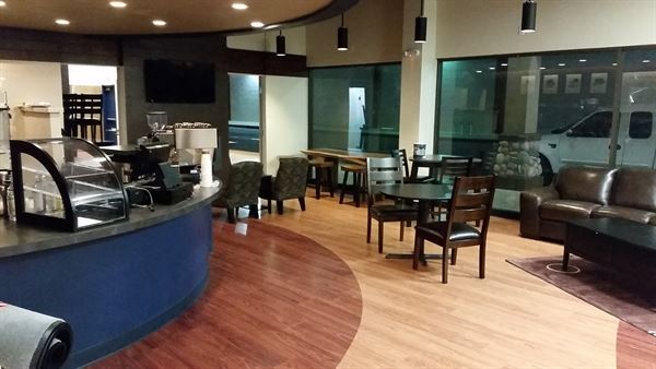 Heroes American Cafe