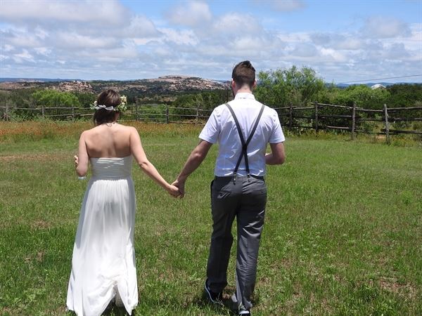 Elope to Fredericksburg Tx