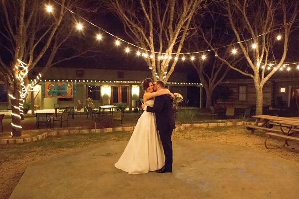 Elope to Fredericksburg Tx