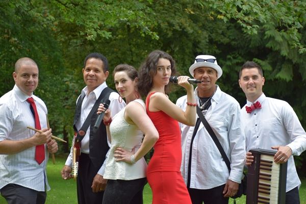 The Rain City 6 Band - Vancouver Wedding, Event & Dance Cover Band