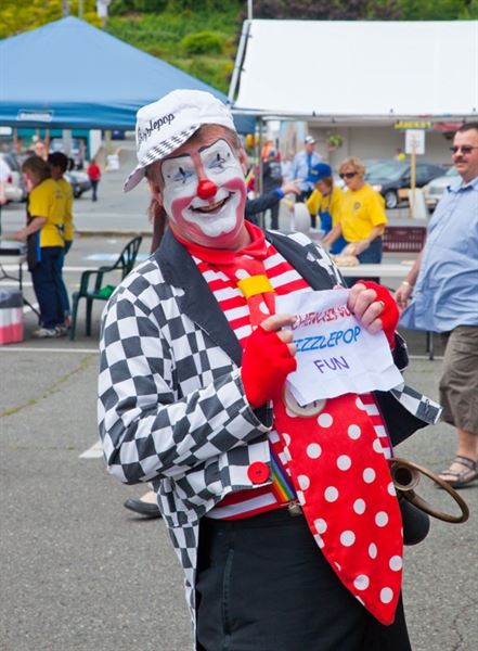 Fizzlepop the Professional Clown