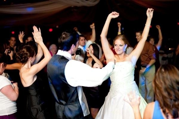 2 The Maxx Entertainment