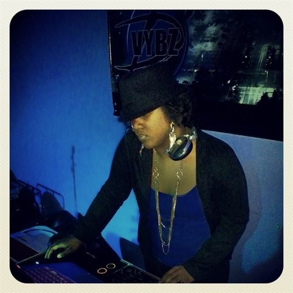 DJ Lady TG