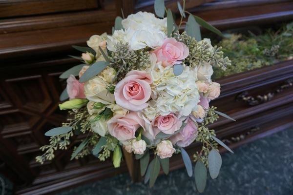 Sweet Elegance - Floral Design