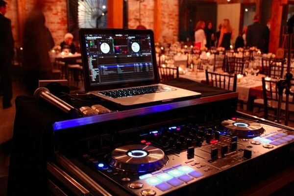 Mega Party Entertainment