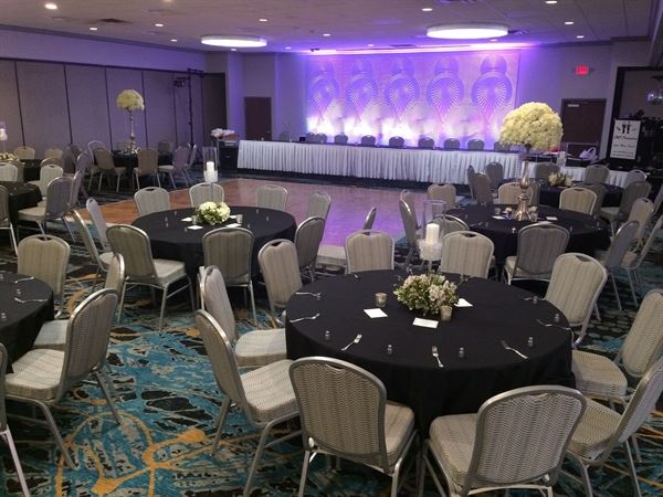 Holiday Inn & Suites - Coralville