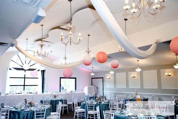 Breezy Bend Country Club