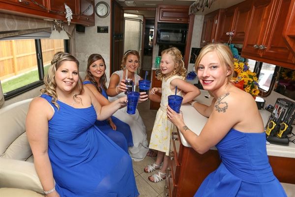 L.A. Custom Coaches- Wedding Limo Service -Wedding Limousine Lethbridge AB.