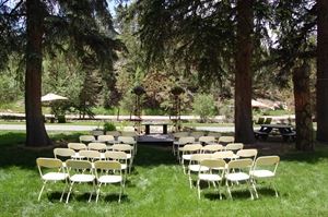 Creekside Garden and Fireside Loft Lawn
