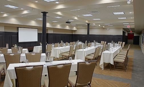 Homewood Suites by Hilton Indianapolis-Downtown