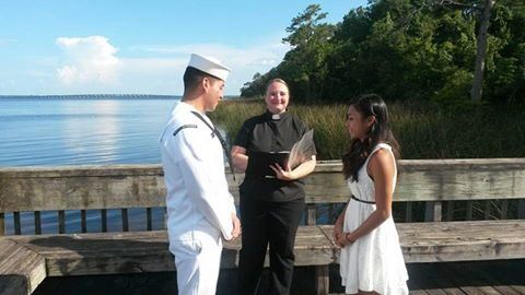 Arwen Freer, Minister