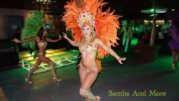 Samba Dancers by Samba And More Entertainment