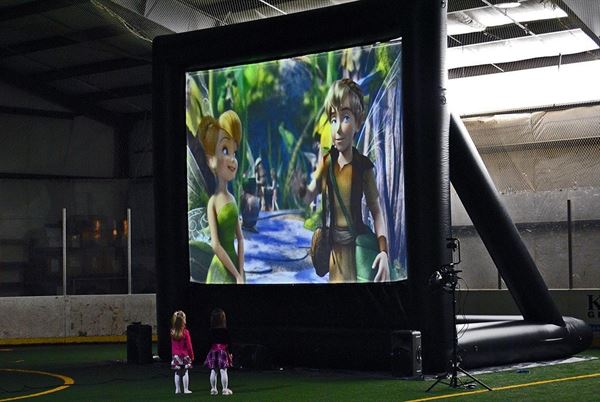 Outdoor Movie Screens for Rental