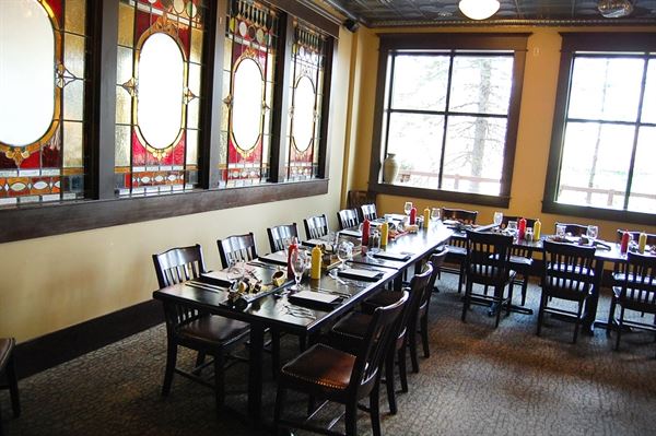 Gold Nugget Tavern & Grille