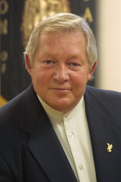 Harold Chamberlain Wedding Officiant