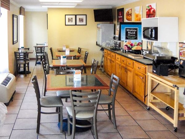 Mill Tree Inn-Millington