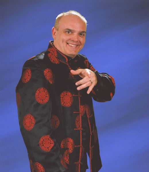 Gavin Hooper  "The Fun Hypnotist"