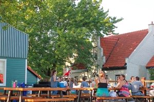 Het Terras - Outdoor patio inside the theme park.