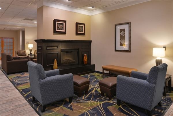 Best Western Leesburg Hotel & Conference Center