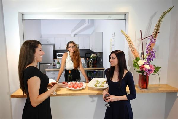 Studio 914 - La Troupe du Jour