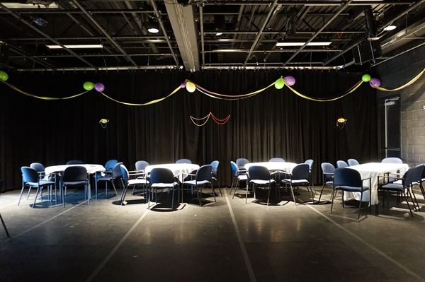 Studio 914 - La Troupe du Jour