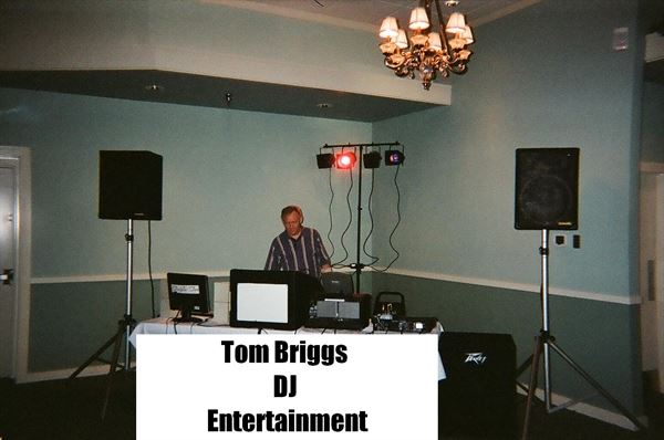 Tom Briggs Disc Jockey Entertainment