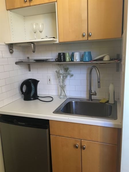 Sixth Street Community Center