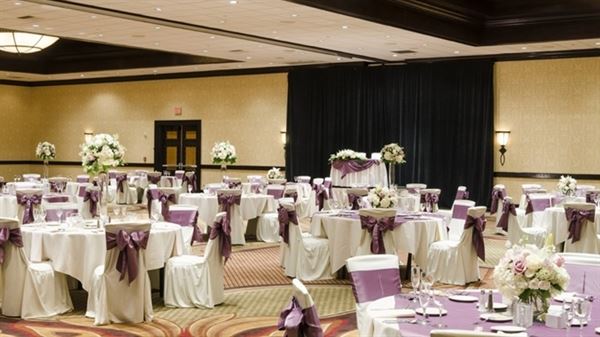 DoubleTree by Hilton Hotel Ontario Airport