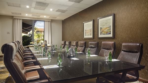 DoubleTree by Hilton Hotel Ontario Airport