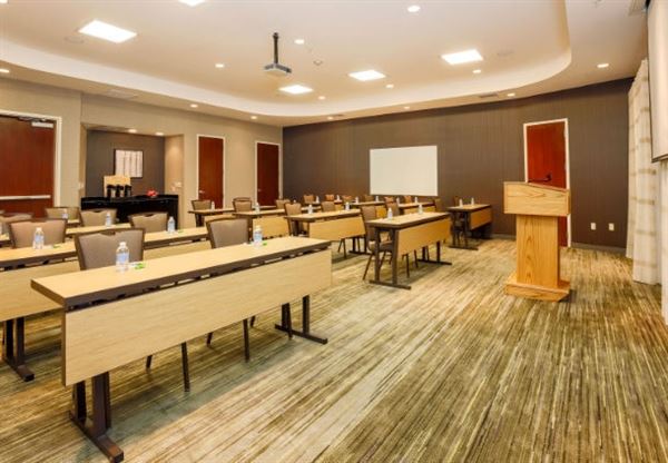 Courtyard Dallas Arlington South