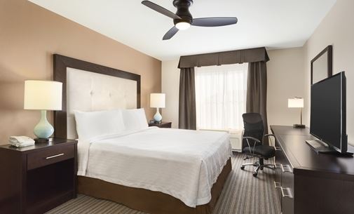 Homewood Suites by Hilton Fargo