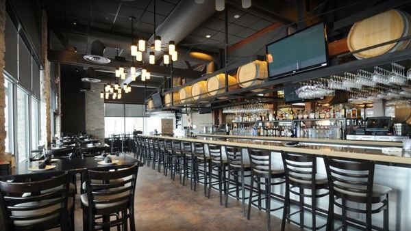 Cooper's Hawk Winery & Restaurants