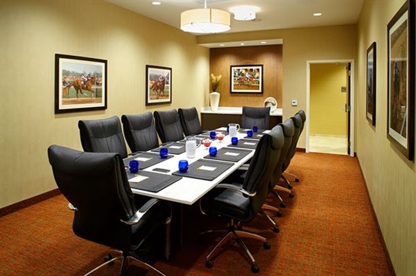 Courtyard Pittsburgh Washington/Meadow Lands