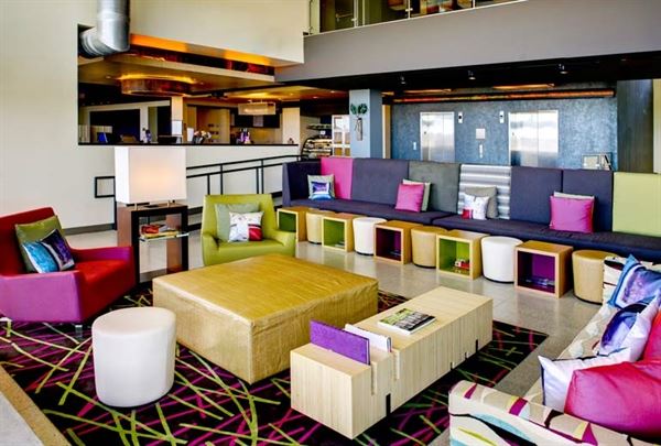 Aloft Leawood-Overland Park