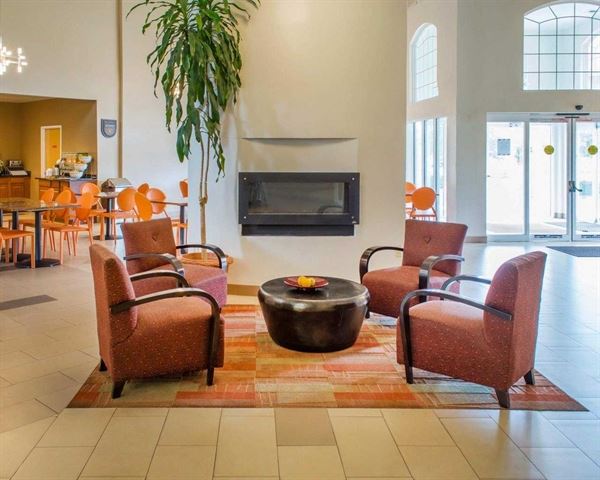 Comfort Suites - Waldorf, MD