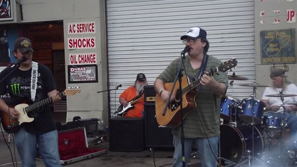 donaven blevins and the hillbilly drive band