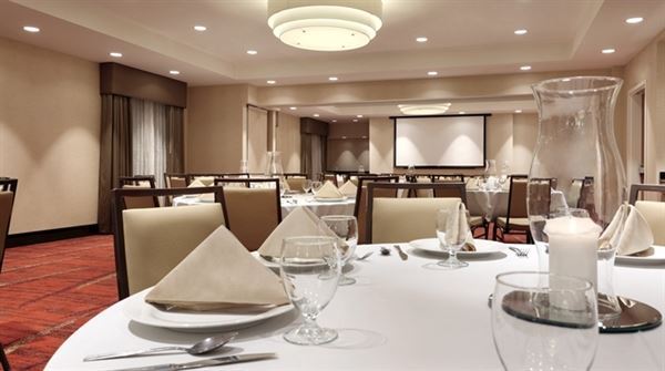 Hilton Garden Inn Falls Church