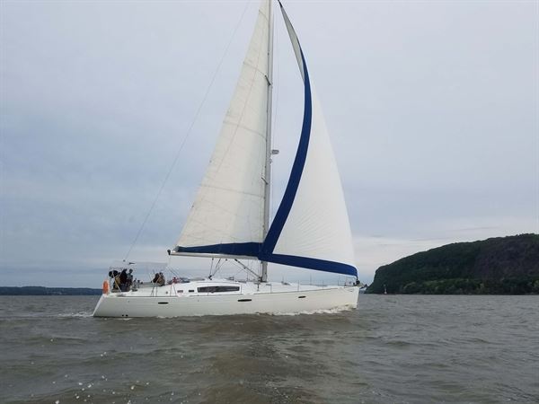 Nyack Boat Charter