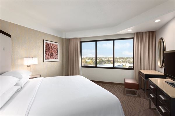 Embassy Suites Irvine - Orange County Airport