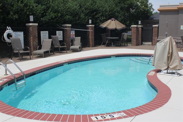 Holiday Inn Express & Suites Charlotte-Concord-I-85