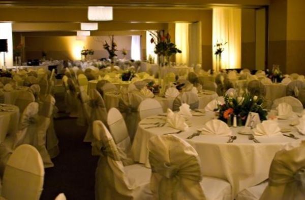 Holiday Inn KCI and KCI Expo Center