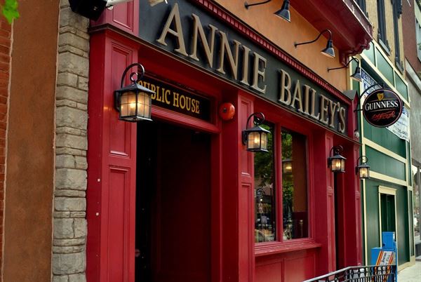 Annie Bailey's Irish Pub & Restaurant