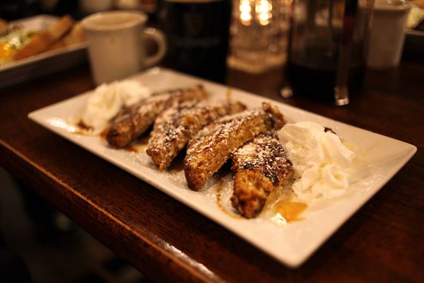 Annie Bailey's Irish Pub & Restaurant