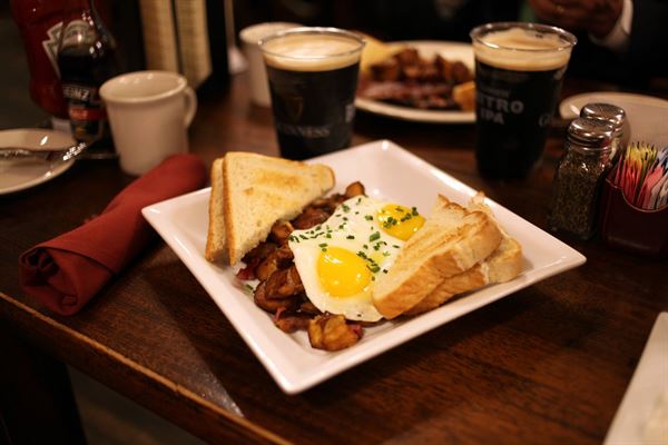 Annie Bailey's Irish Pub & Restaurant