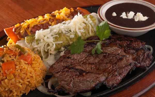 Los Cucos Mexican Cafe